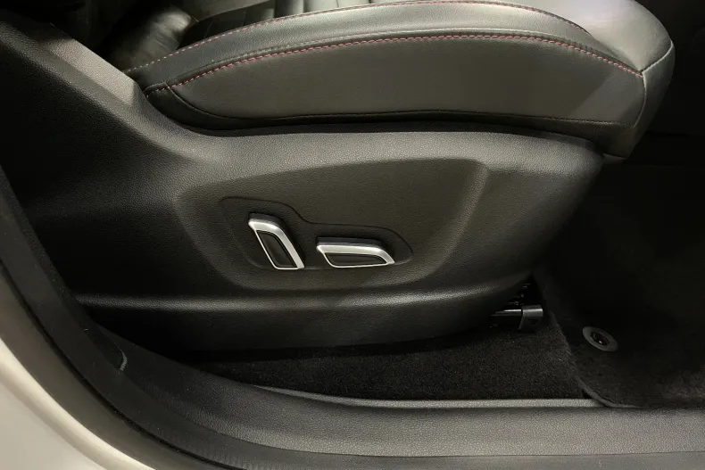 MG EHS din 2022 cu 55.589 km - oferta MG0247303 - foto 24