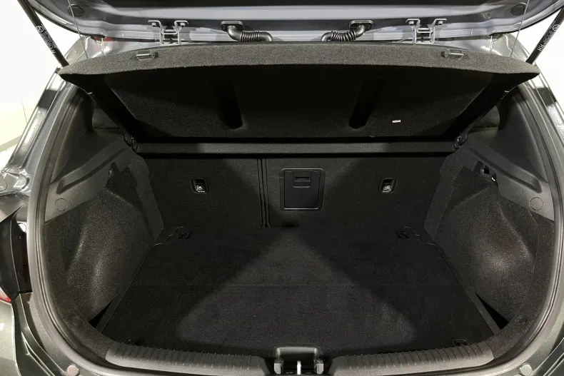 Hyundai i30 din 2023 cu 51.456 km - oferta HYU247305 - foto 12