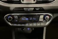 Hyundai i30 din 2023 cu 51.456 km - oferta HYU247305 - foto 15