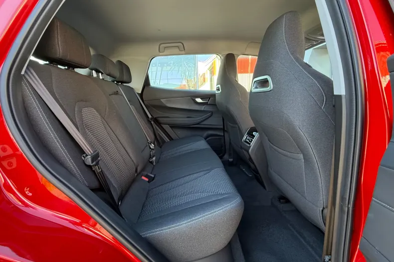 Chery Tiggo 4 din 2026 cu 10 km - oferta CHE247312 - foto 32