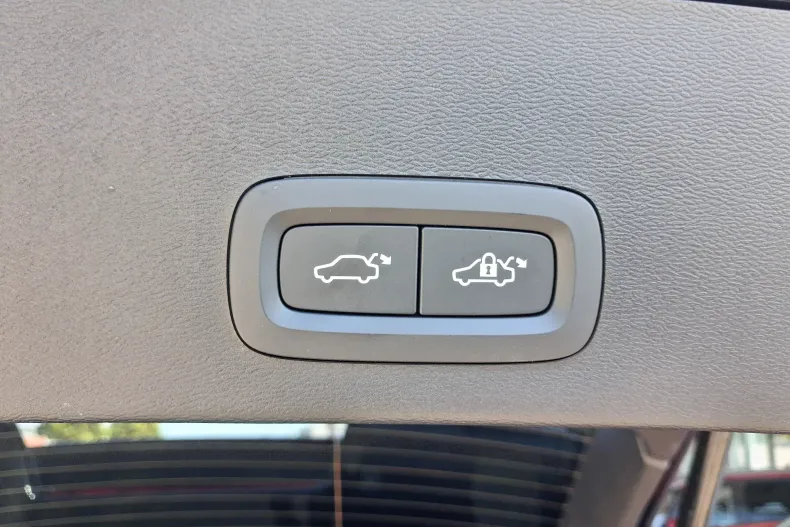 Volvo XC40 din 2026 cu 5.789 km - oferta VOL247314 - foto 37