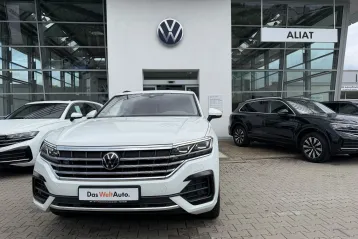 Volkswagen Touareg din 2022 - oferta VOL247315