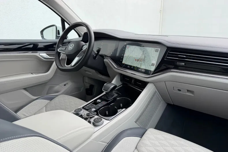 Volkswagen Touareg din 2022 cu 116.800 km - oferta VOL247315 - foto 8