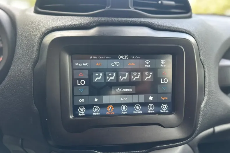 Jeep Renegade din 2023 cu 85.050 km - oferta JEE247316 - foto 16