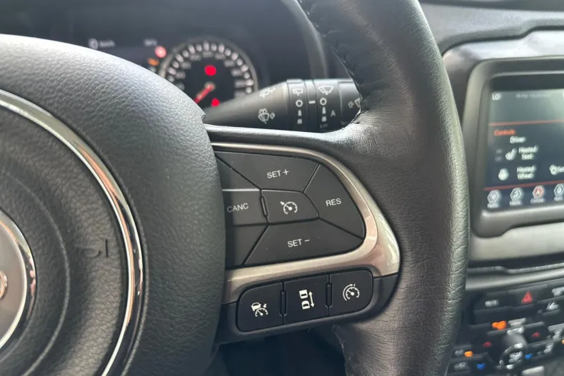 Jeep Renegade din 2023 cu 85.050 km - oferta JEE247316 - foto 19