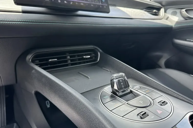 BYD Seal 5 din 2025 cu 13.598 km - oferta BYD247317 - foto 13