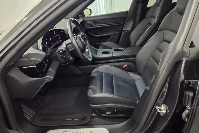 Porsche Taycan din 2021 cu 89.400 km - oferta POR247326 - foto 11