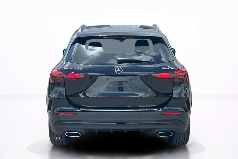 Mercedes-Benz GLA din 2026 cu 6.000 km - oferta MER247351 - foto 4