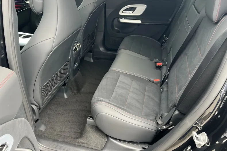 Mercedes-Benz GLB din 2026 cu 500 km - oferta MER247352 - foto 12