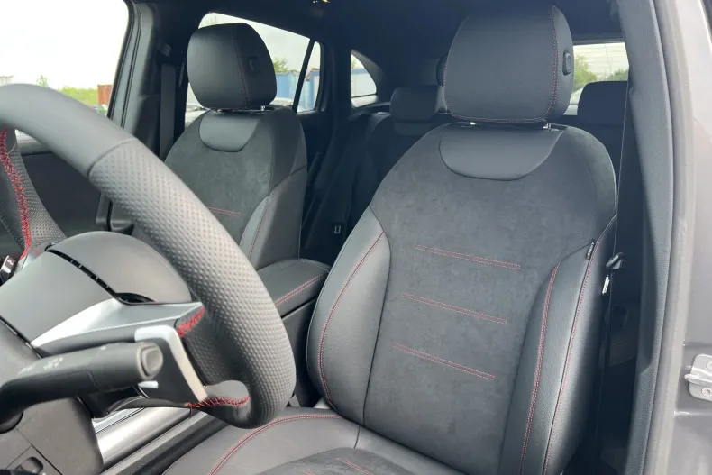 Mercedes-Benz GLA din 2026 cu 6.000 km - oferta MER247353 - foto 11