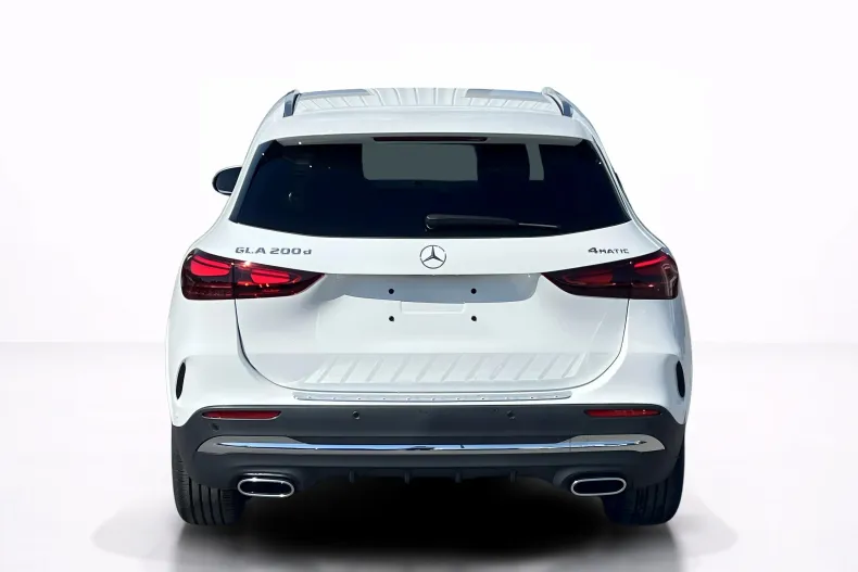 Mercedes-Benz GLA din 2026 cu 6.000 km - oferta MER247355 - foto 4