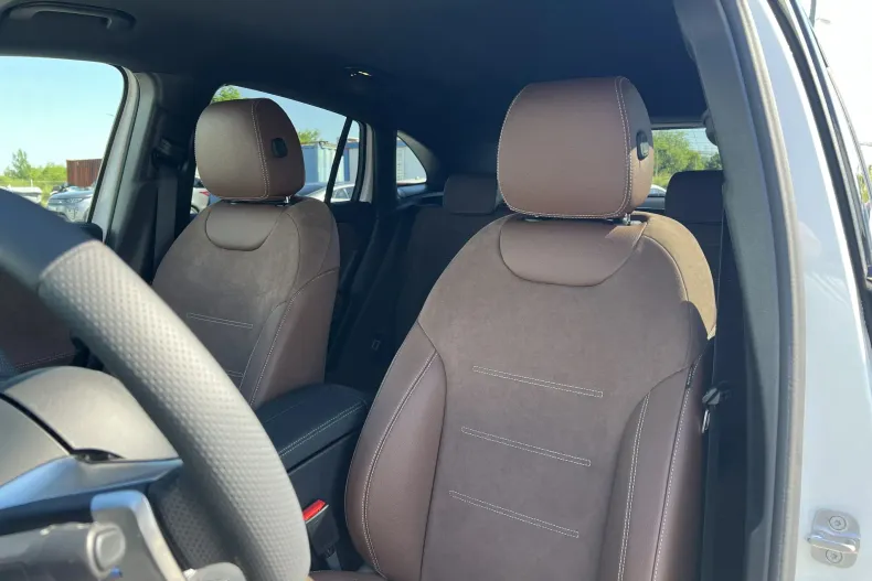 Mercedes-Benz GLA din 2026 cu 6.000 km - oferta MER247355 - foto 11