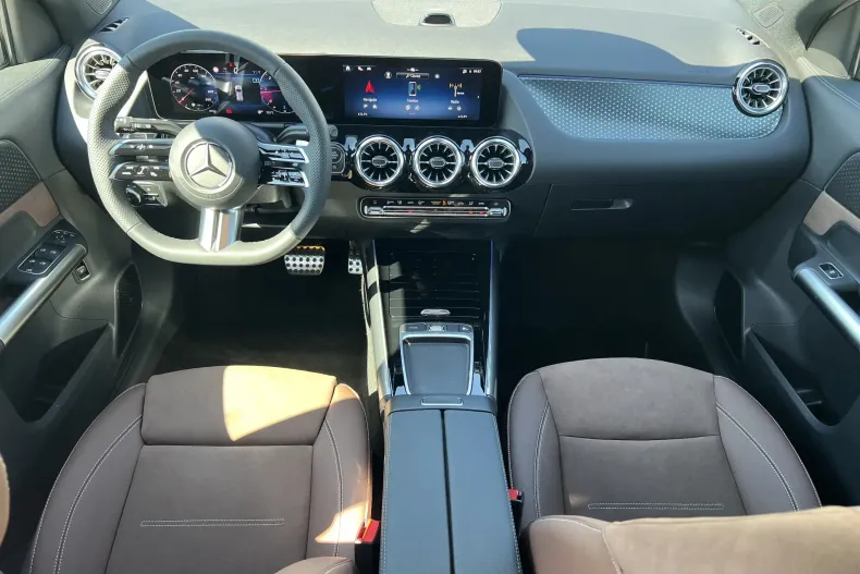 Mercedes-Benz GLA din 2026 cu 6.000 km - oferta MER247355 - foto 15