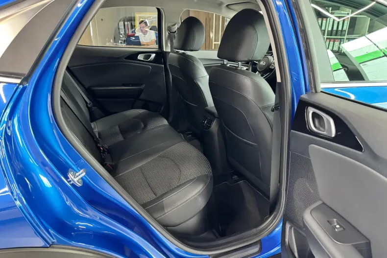 Kia XCeed din 2021 cu 84.373 km - oferta KIA247359 - foto 11