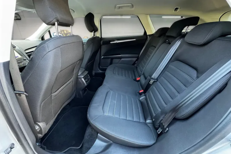 Ford Mondeo din 2020 cu 122.900 km - oferta FOR247360 - foto 6