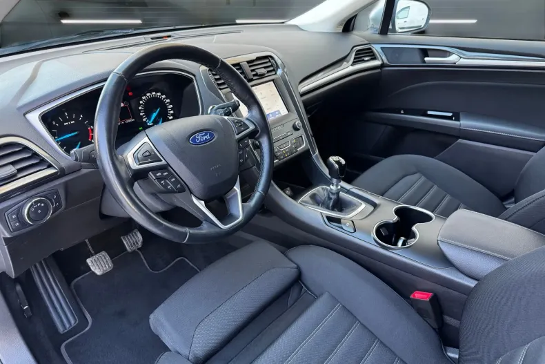 Ford Mondeo din 2020 cu 122.900 km - oferta FOR247360 - foto 31