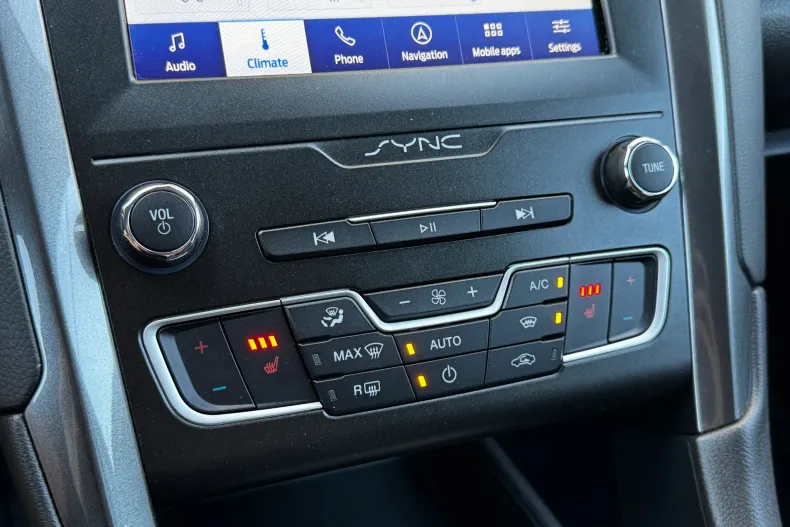 Ford Mondeo din 2020 cu 122.900 km - oferta FOR247360 - foto 32
