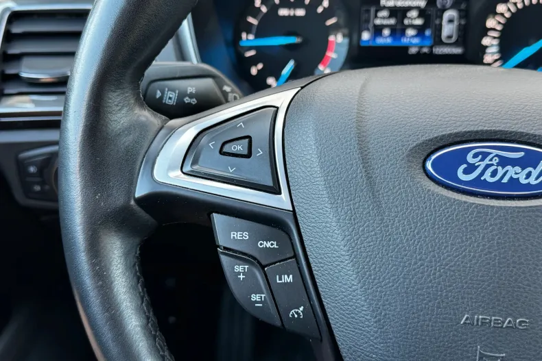 Ford Mondeo din 2020 cu 122.900 km - oferta FOR247360 - foto 38