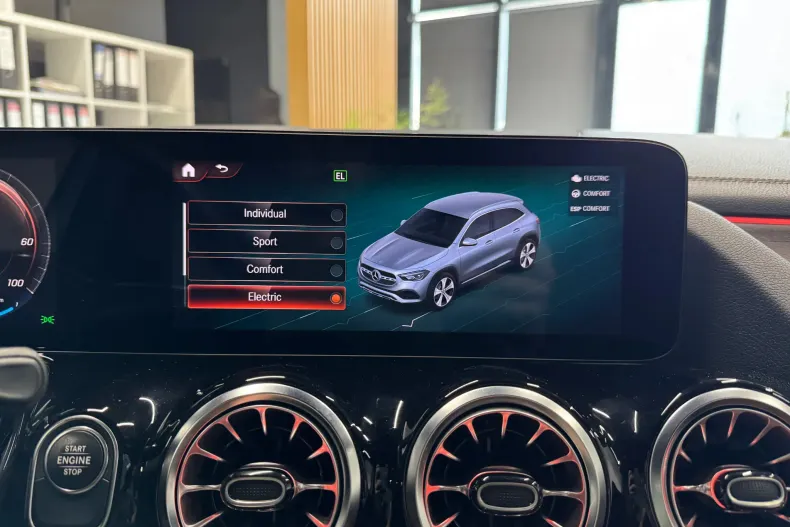Mercedes-Benz GLA din 2022 cu 94.416 km - oferta MER247362 - foto 23