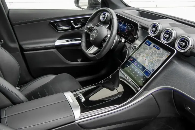 Mercedes-Benz GLC 450 (Clasa GLC) din 2025 cu 25.467 km - oferta MER247366 - foto 6