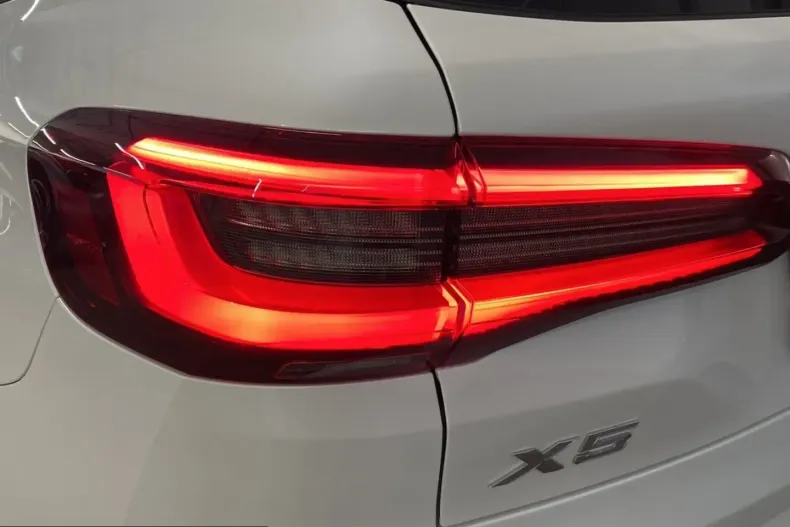 BMW X5 (Seria X) din 2022 cu 35.026 km - oferta BMW247380 - foto 10