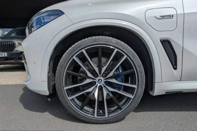 BMW X5 (Seria X) din 2023 cu 59.176 km - oferta BMW247381 - foto 10
