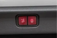 Mercedes-Benz EQE (Clasa E) din 2024 cu 27.648 km - oferta MER247390 - foto 8