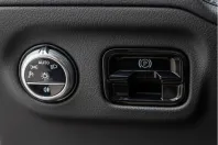 Mercedes-Benz EQE (Clasa E) din 2024 cu 27.648 km - oferta MER247390 - foto 23