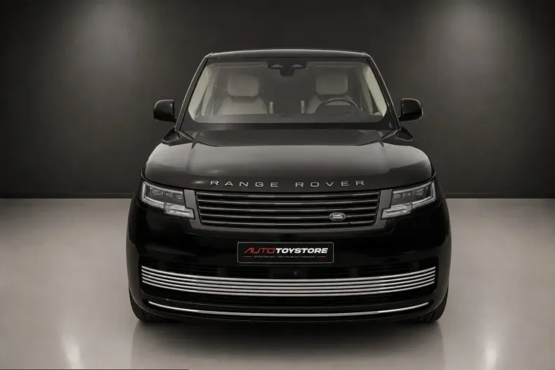 Land Rover Range Rover din 2024 cu 44.300 km - oferta LAN247393 - foto 3