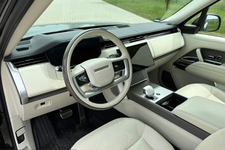 Land Rover Range Rover din 2024 cu 44.300 km - oferta LAN247393 - foto 13