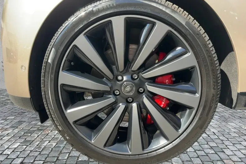 Land Rover Range Rover din 2024 cu 10.371 km - oferta LAN247394 - foto 15