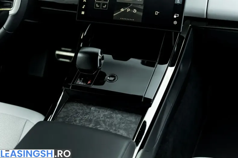 Land Rover Range Rover Sport din 2025 cu 22.875 km - oferta LAN247395 - foto 7