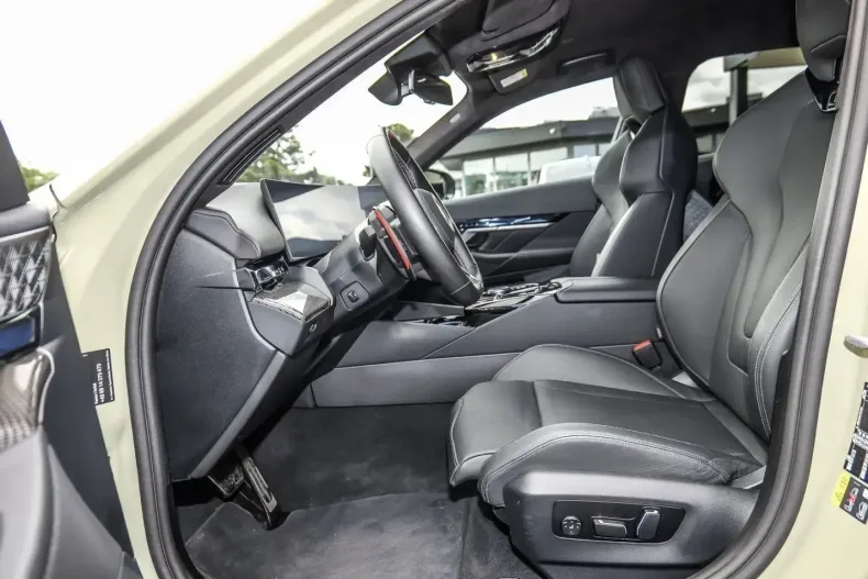 BMW M5 (Seria 5) din 2024 cu 17.485 km - oferta BMW247397 - foto 4