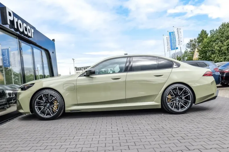 BMW M5 (Seria 5) din 2024 cu 17.485 km - oferta BMW247397 - foto 8