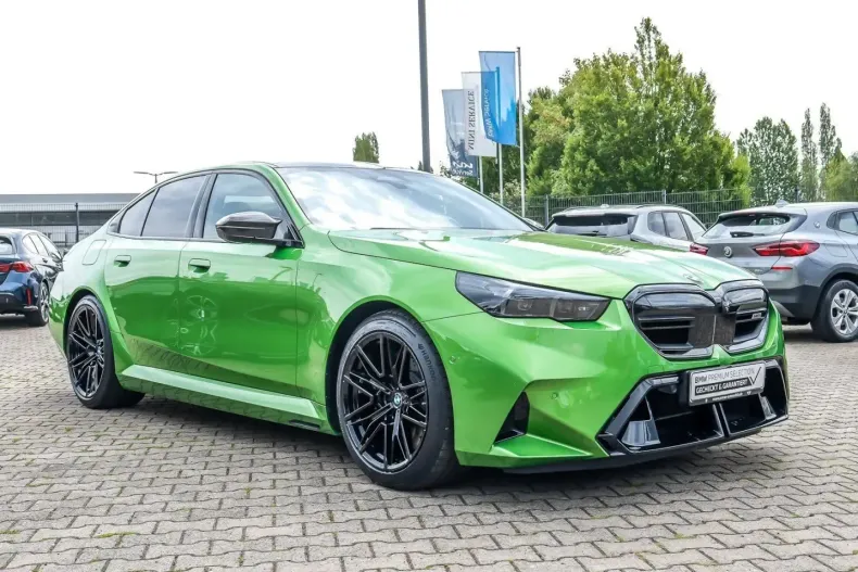 BMW M5 (Seria 5) din 2024 cu 50.652 km - oferta BMW247399 - foto 1