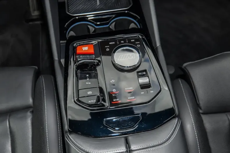 BMW M5 (Seria 5) din 2024 cu 50.652 km - oferta BMW247399 - foto 19