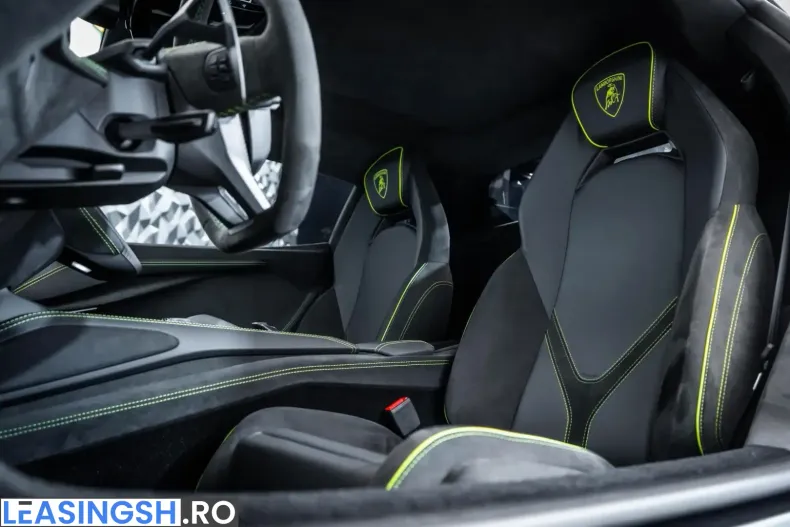 Lamborghini Revuelto din 2024 cu 8.500 km - oferta LAM247401 - foto 2