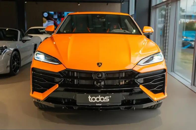 Lamborghini Urus din 2025 cu 2.100 km - oferta LAM247402 - foto 3