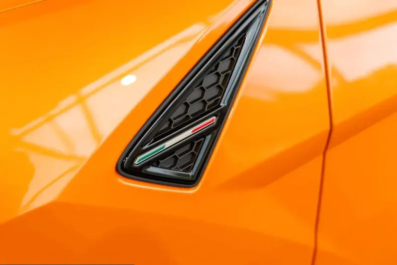 Lamborghini Urus din 2025 cu 2.100 km - oferta LAM247402 - foto 8