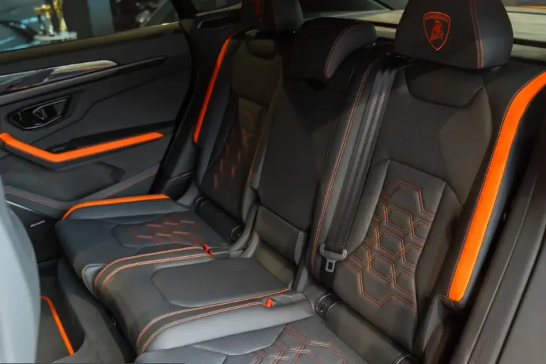 Lamborghini Urus din 2025 cu 2.100 km - oferta LAM247402 - foto 10