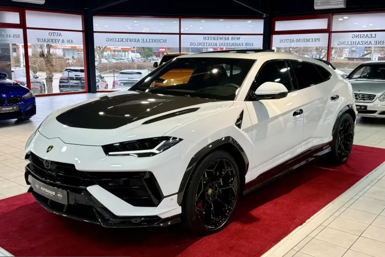Lamborghini Urus din 2024 cu 24.800 km - oferta LAM247403 - foto 1