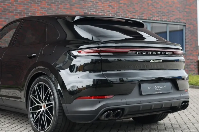 Porsche Cayenne din 2024 cu 17.027 km - oferta POR247405 - foto 9
