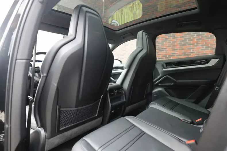 Porsche Cayenne din 2024 cu 17.027 km - oferta POR247405 - foto 26