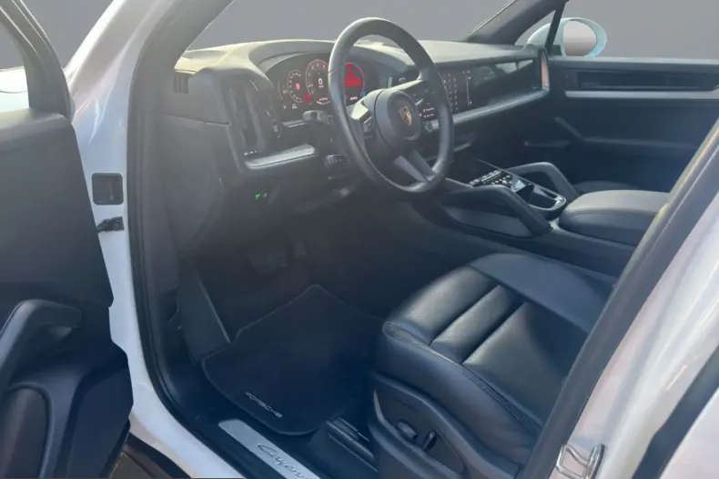 Porsche Cayenne din 2024 cu 47.000 km - oferta POR247407 - foto 10