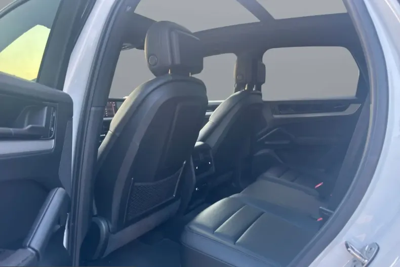 Porsche Cayenne din 2024 cu 47.000 km - oferta POR247407 - foto 12