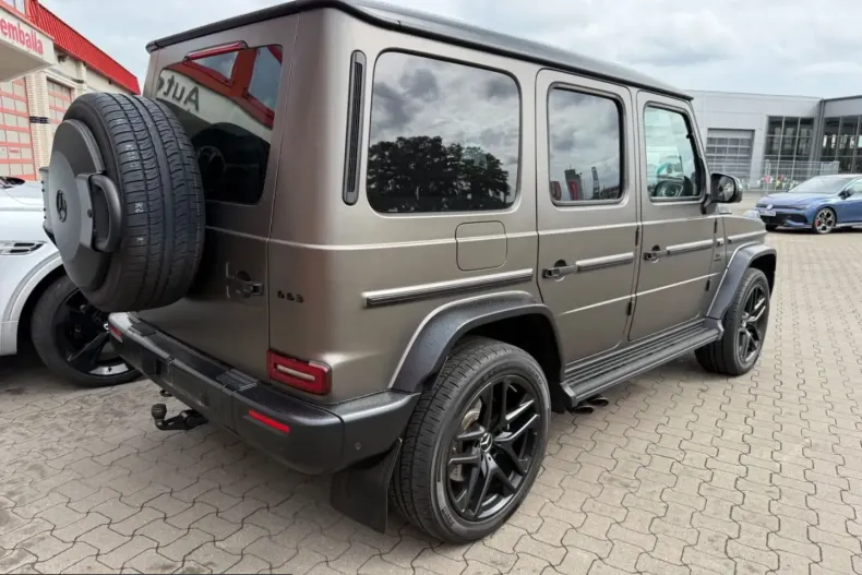 Mercedes-Benz G 63 AMG (Clasa G) din 2025 cu 19.800 km - oferta MER247409 - foto 11