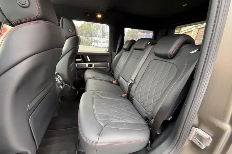 Mercedes-Benz G 63 AMG (Clasa G) din 2025 cu 19.800 km - oferta MER247409 - foto 14