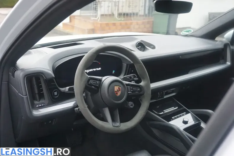 Porsche Cayenne din 2025 cu 14.966 km - oferta POR247410 - foto 29