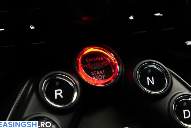 Aston Martin V8 Vantage din 2023 cu 10.050 km - oferta AST247412 - foto 10
