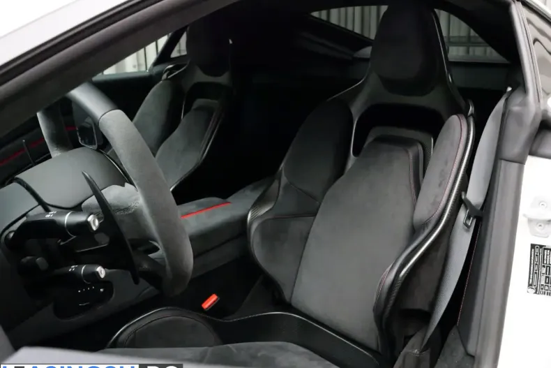 Aston Martin V8 Vantage din 2023 cu 10.050 km - oferta AST247412 - foto 17